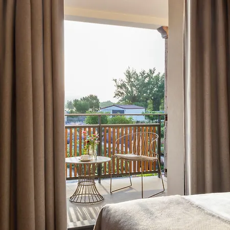 Quinta San Francisco Отель Кастрохерис
